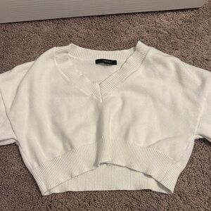 Forever 21 Women's White V-Neck Crop Top